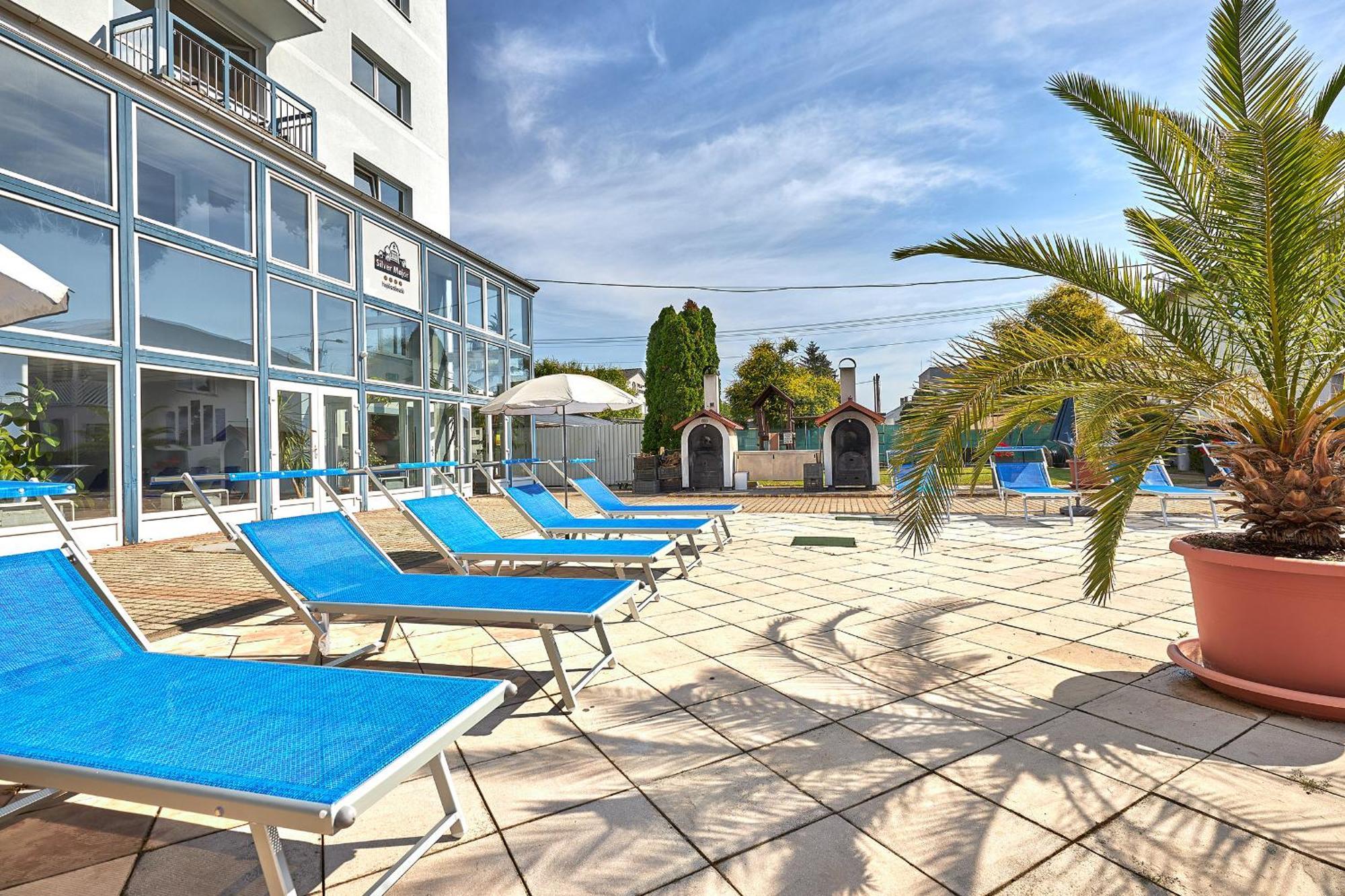 Hotel Silver Hajduszoboszlo Exterior photo